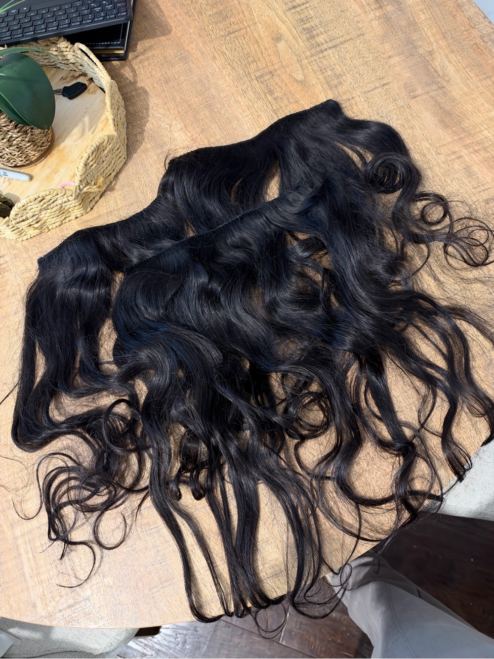 Natural Black Wavy Clip-In Hair Extensions - Premium Women Hair